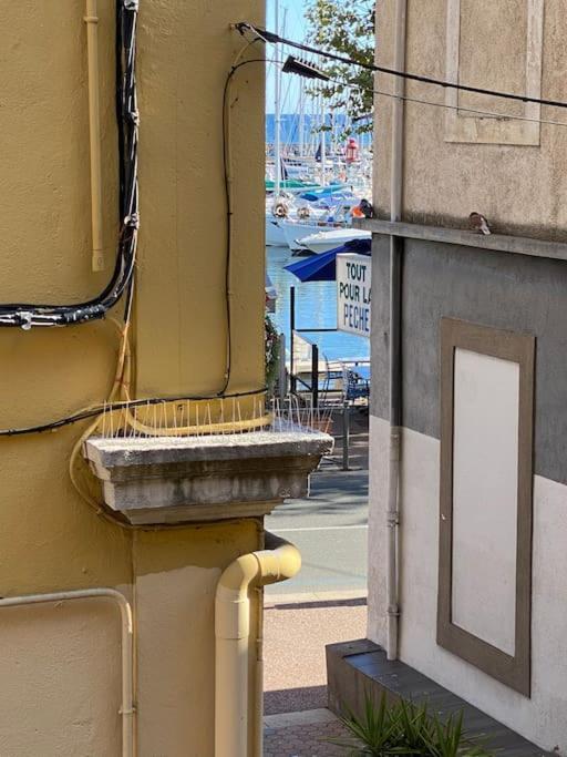 Ferienwohnung Le Coeur Du Port De Golfe Juan - Parking - Clim - Wifi Vallauris Exterior foto